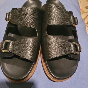 NATURALIZER new, size 10, footbed black sandals